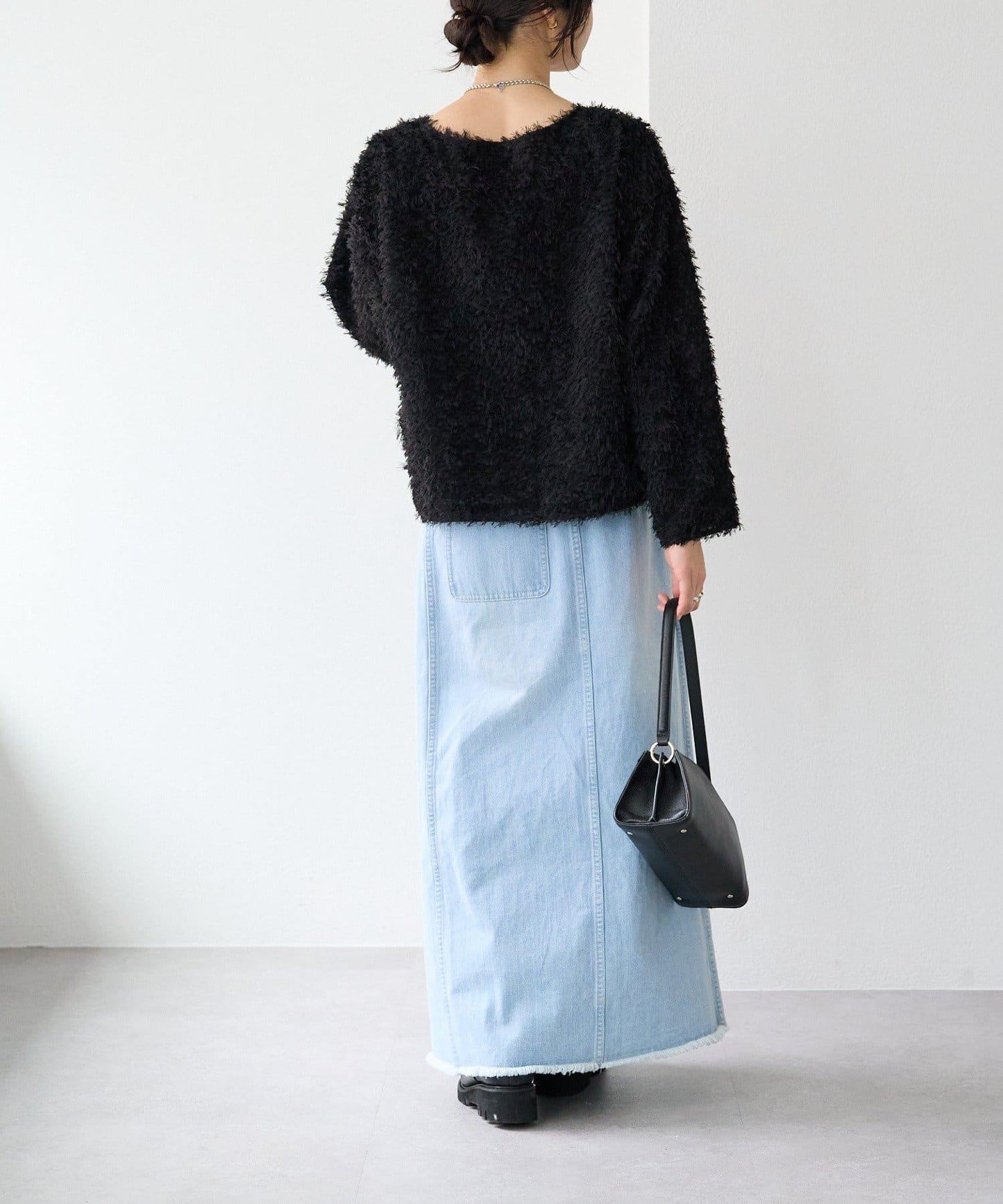 【適合正式場合】羽毛提花襯衫/預計12月下旬發貨