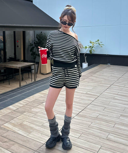 條紋單肩針織衫