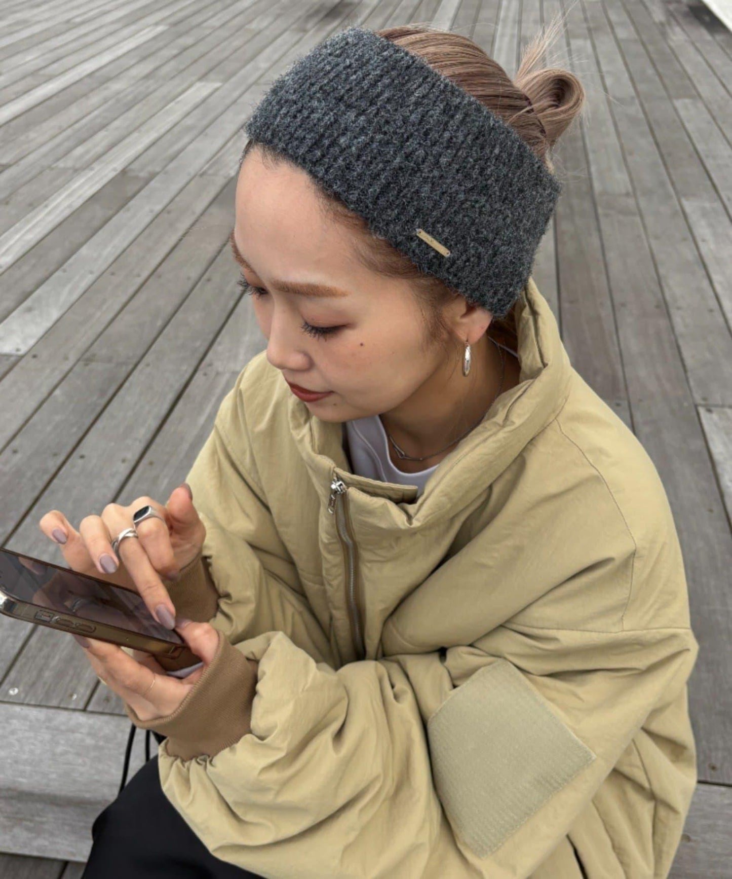 【平價】帶飾牌羅紋髮帶