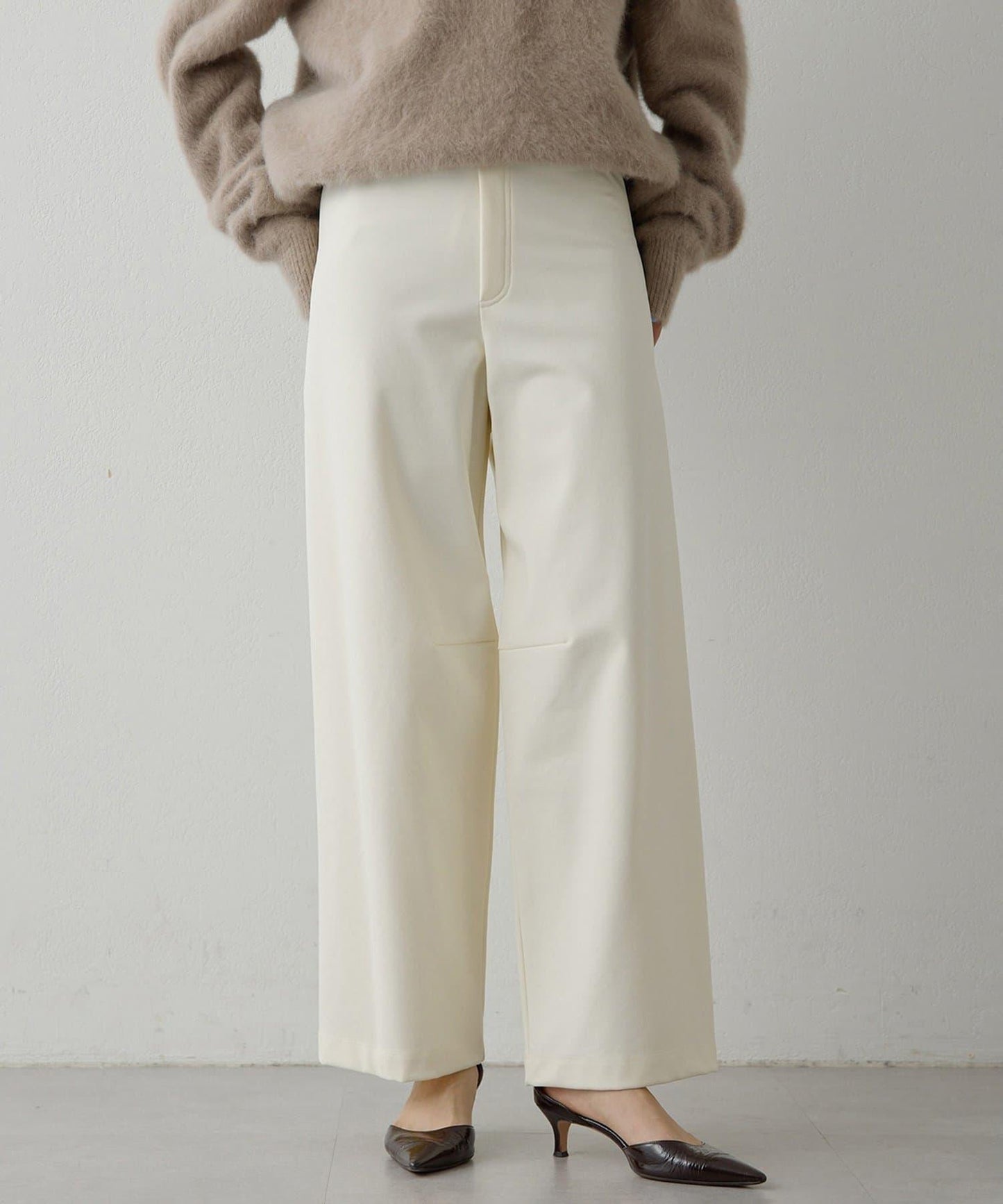 加絨桶型休閒褲