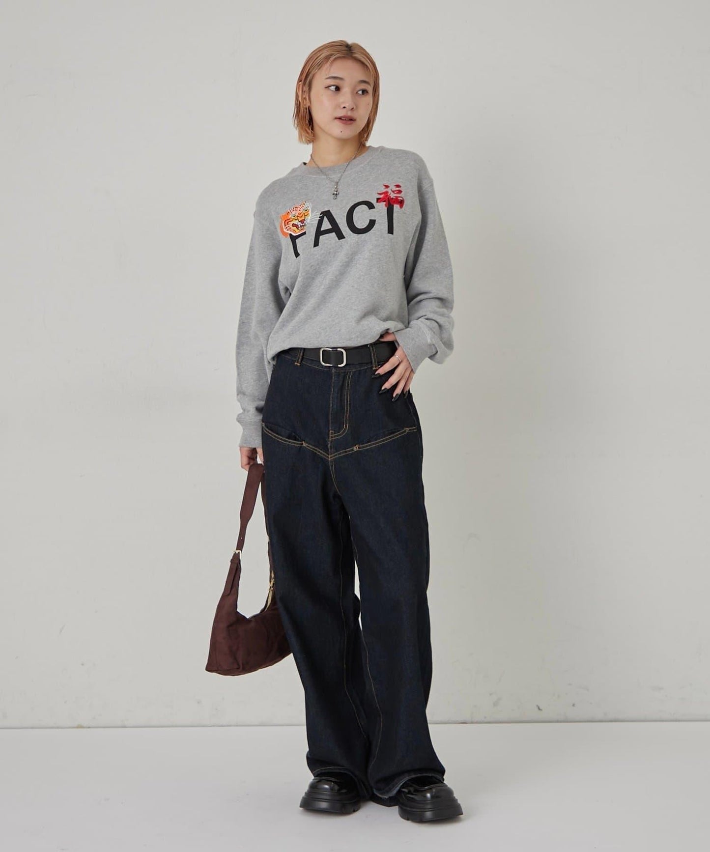 虎刺繡越南風格圖案衛衣