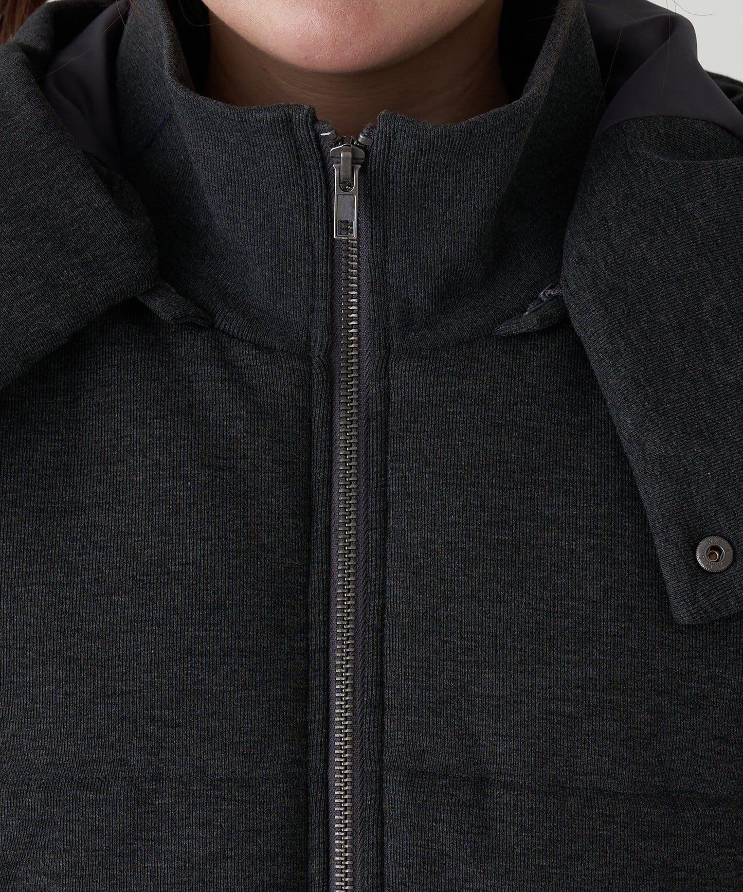 剪裁標誌羽絨服