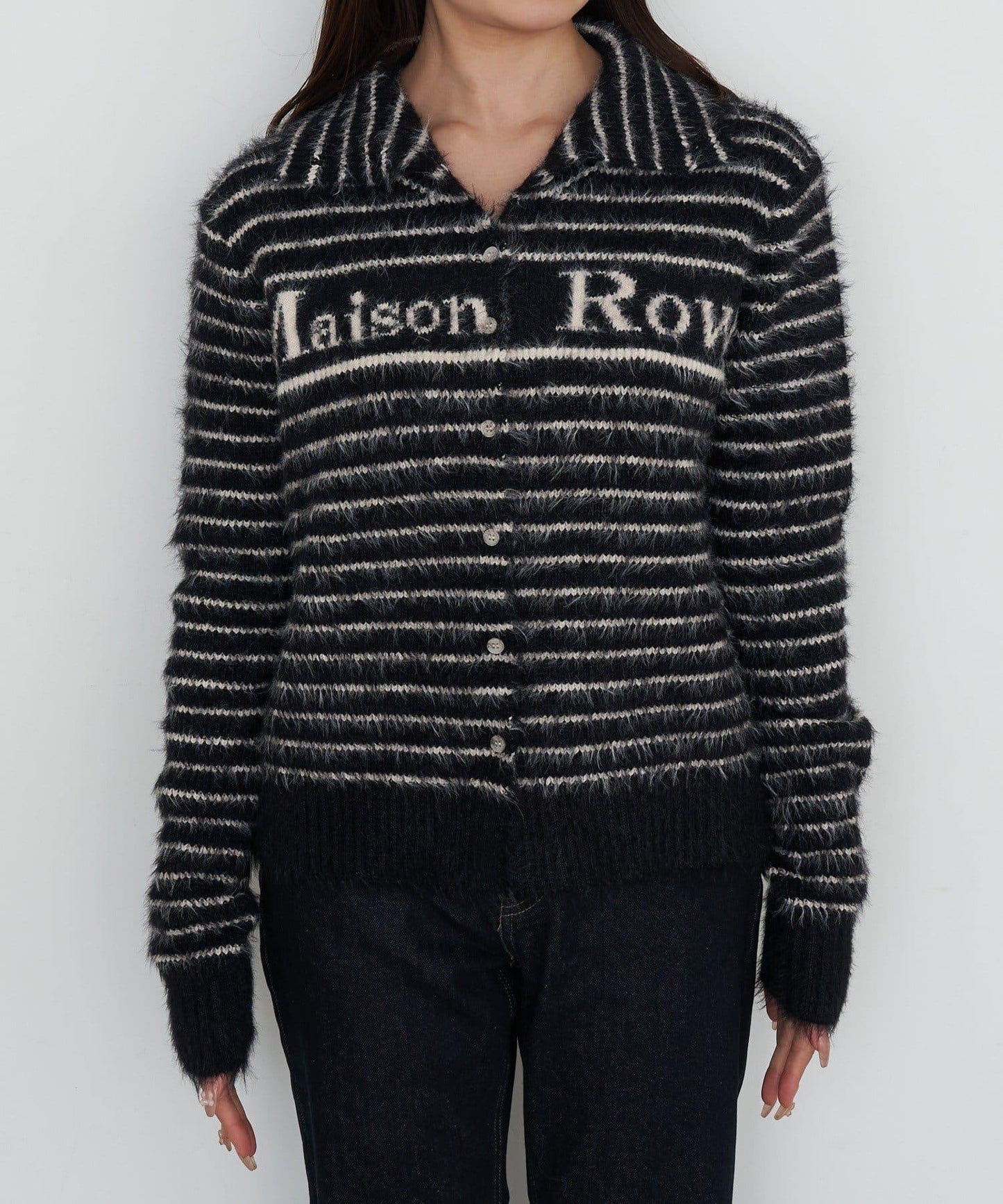 毛絨質感標誌紐扣開衫