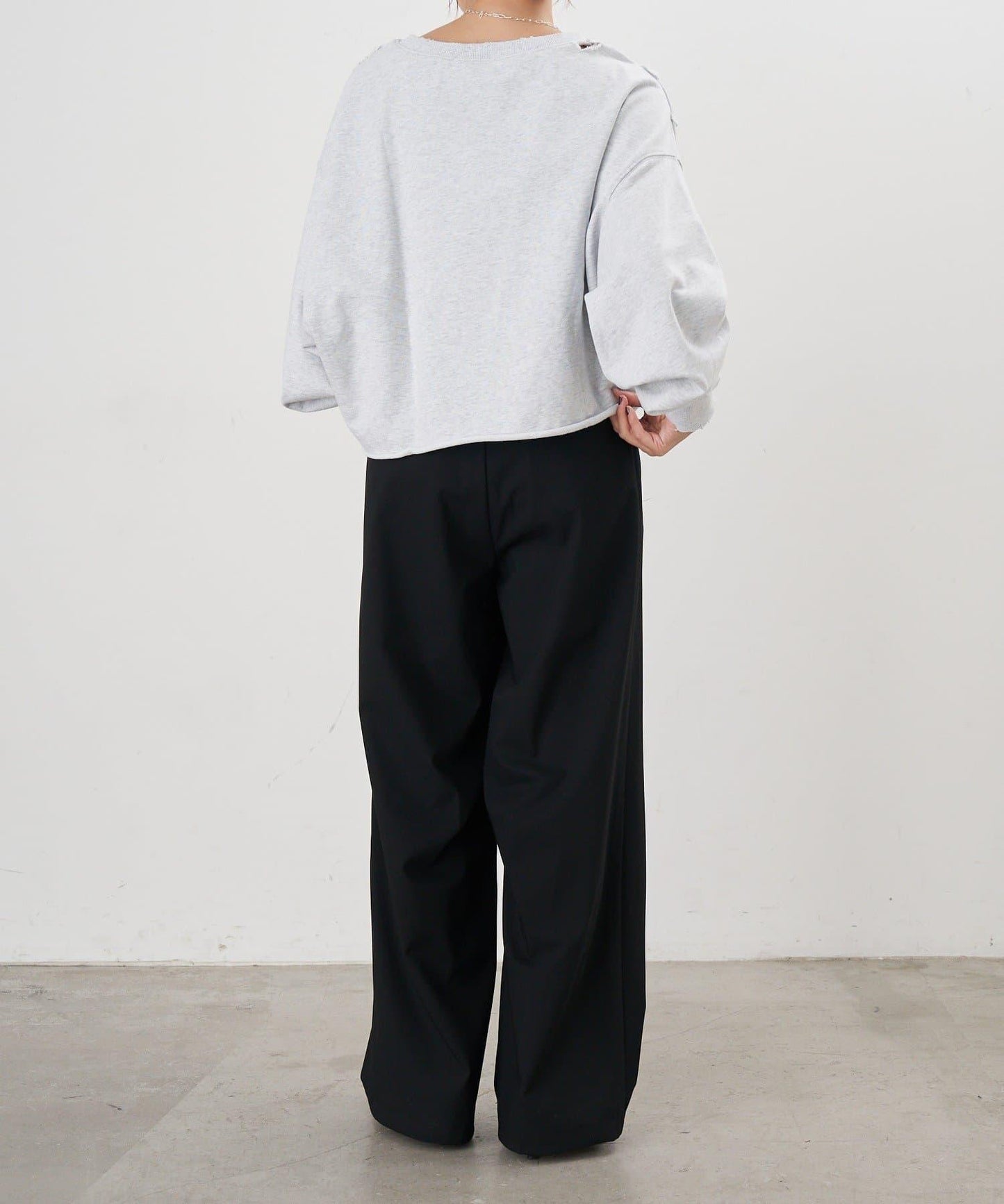 破洞風格印花衛衣