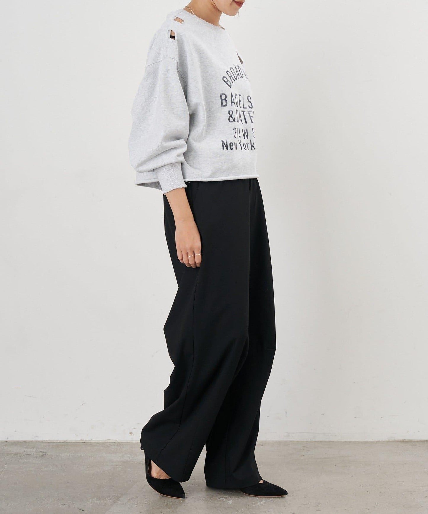 破洞風格印花衛衣