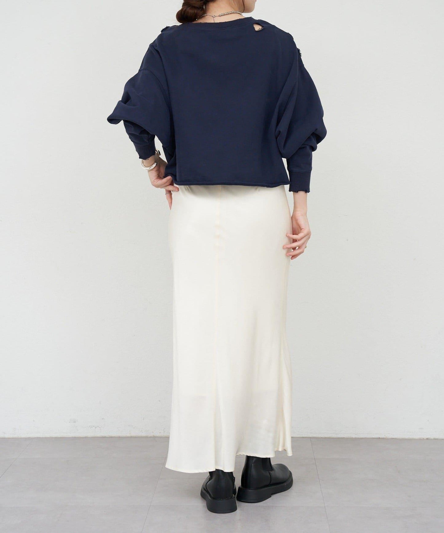 破洞風格印花衛衣