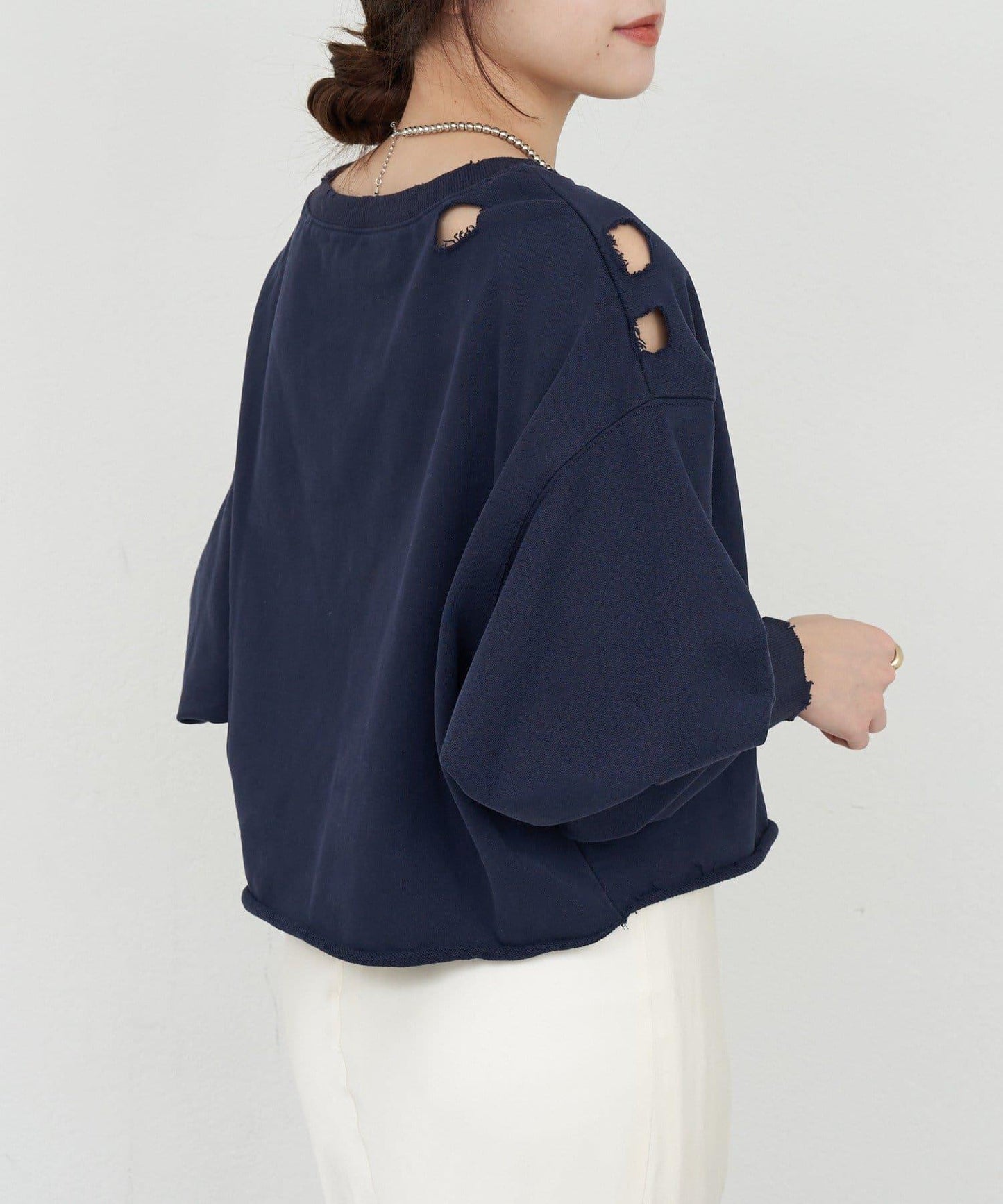 破洞風格印花衛衣