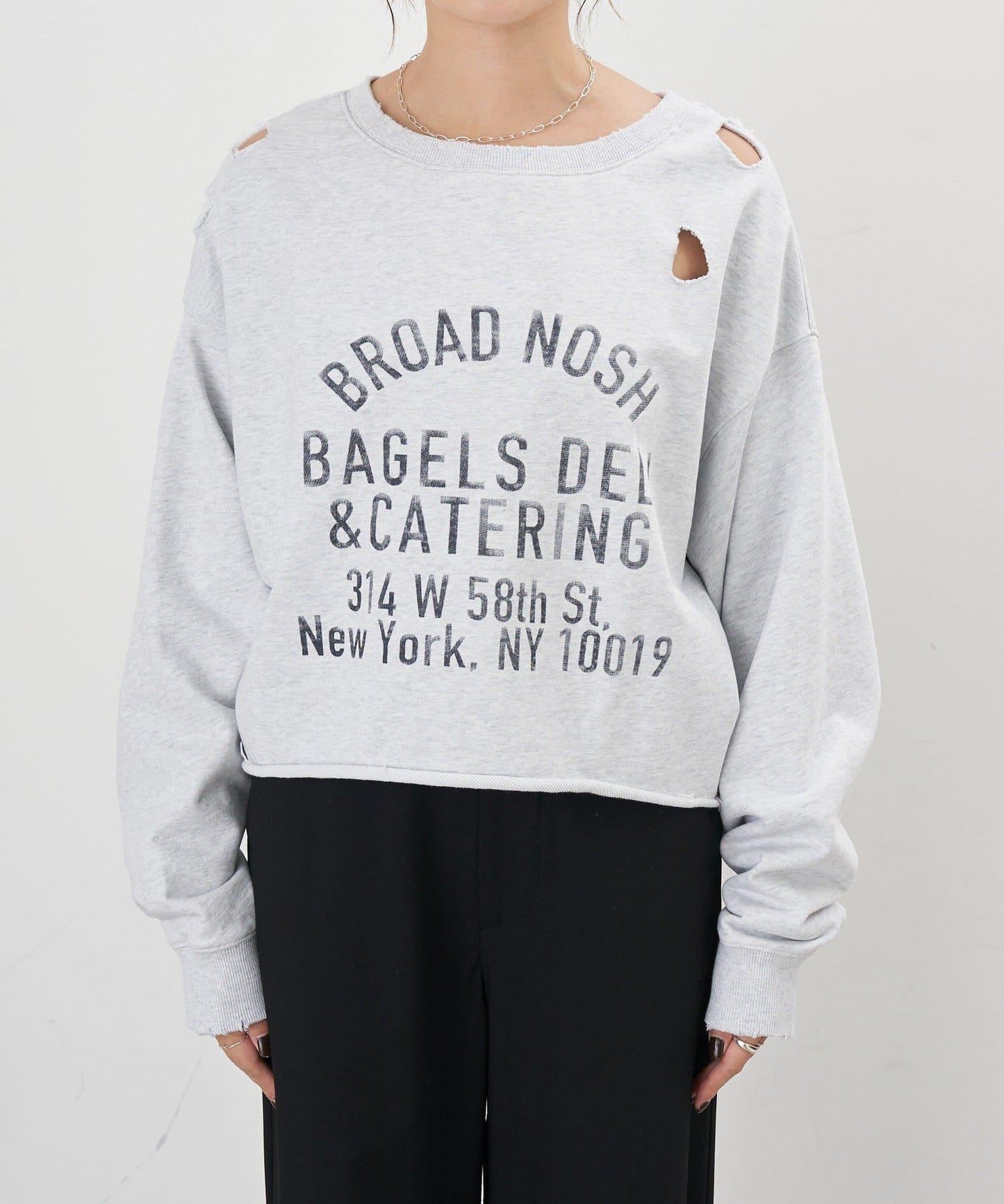 破洞風格印花衛衣