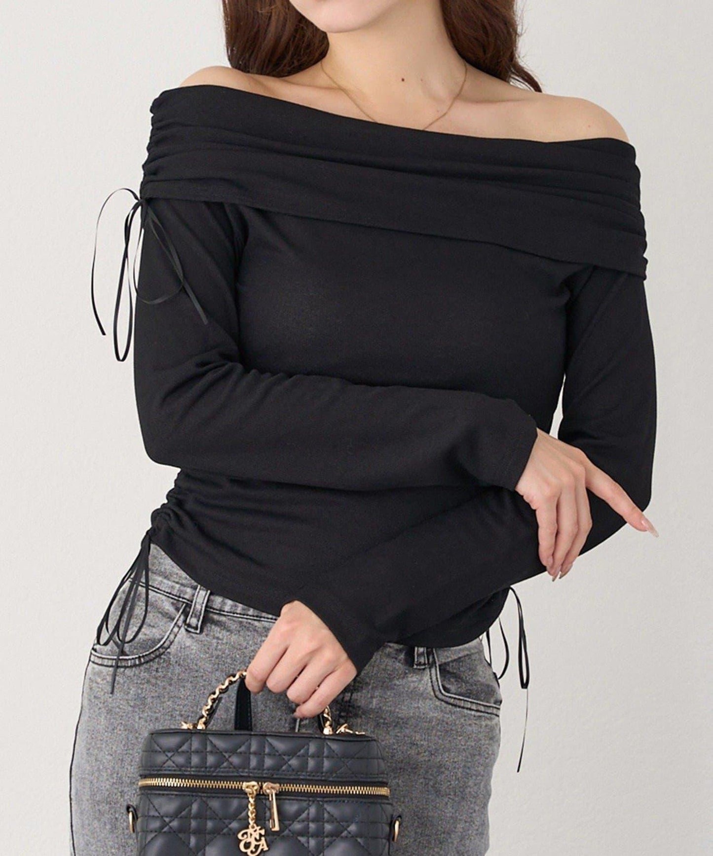 【one after another】一字肩上衣