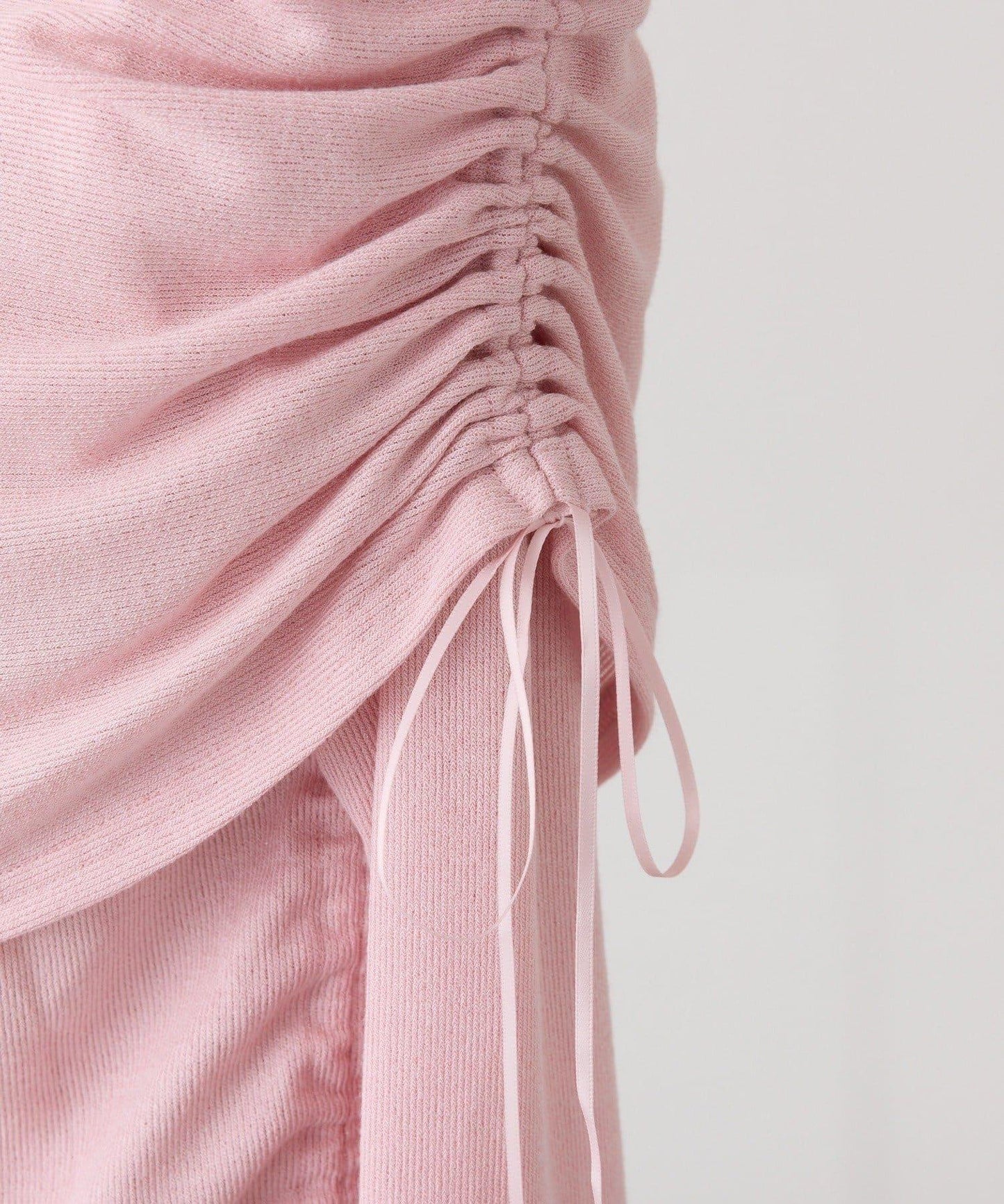 【one after another】一字肩上衣