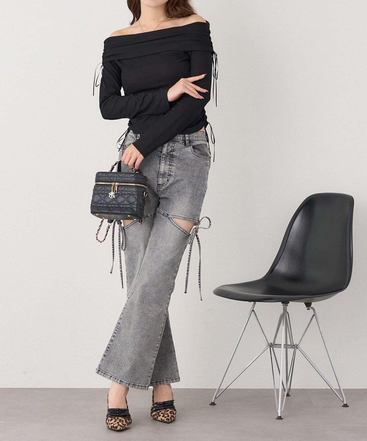 【one after another】一字肩上衣