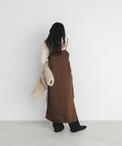 抽繩緞面吊帶連衣裙