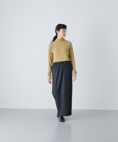 羊毛剪裁直筒裙