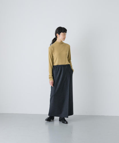 羊毛剪裁直筒裙