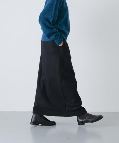 羊毛剪裁直筒裙