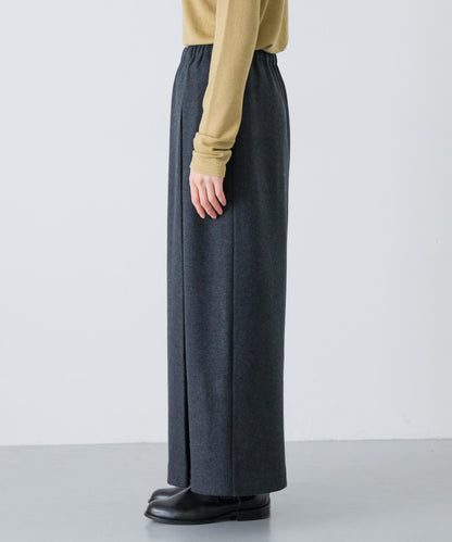 羊毛剪裁直筒裙