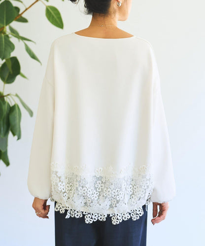紙箱布拼接蕾絲下襬套頭衫