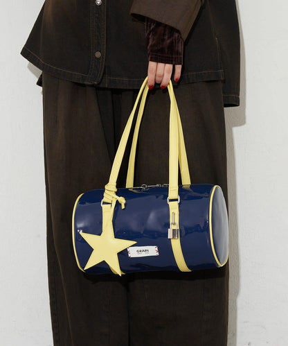 【GRAIN/グレイン】帶星形掛飾漆皮圓筒波士頓包