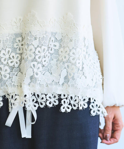 紙箱布拼接蕾絲下襬套頭衫