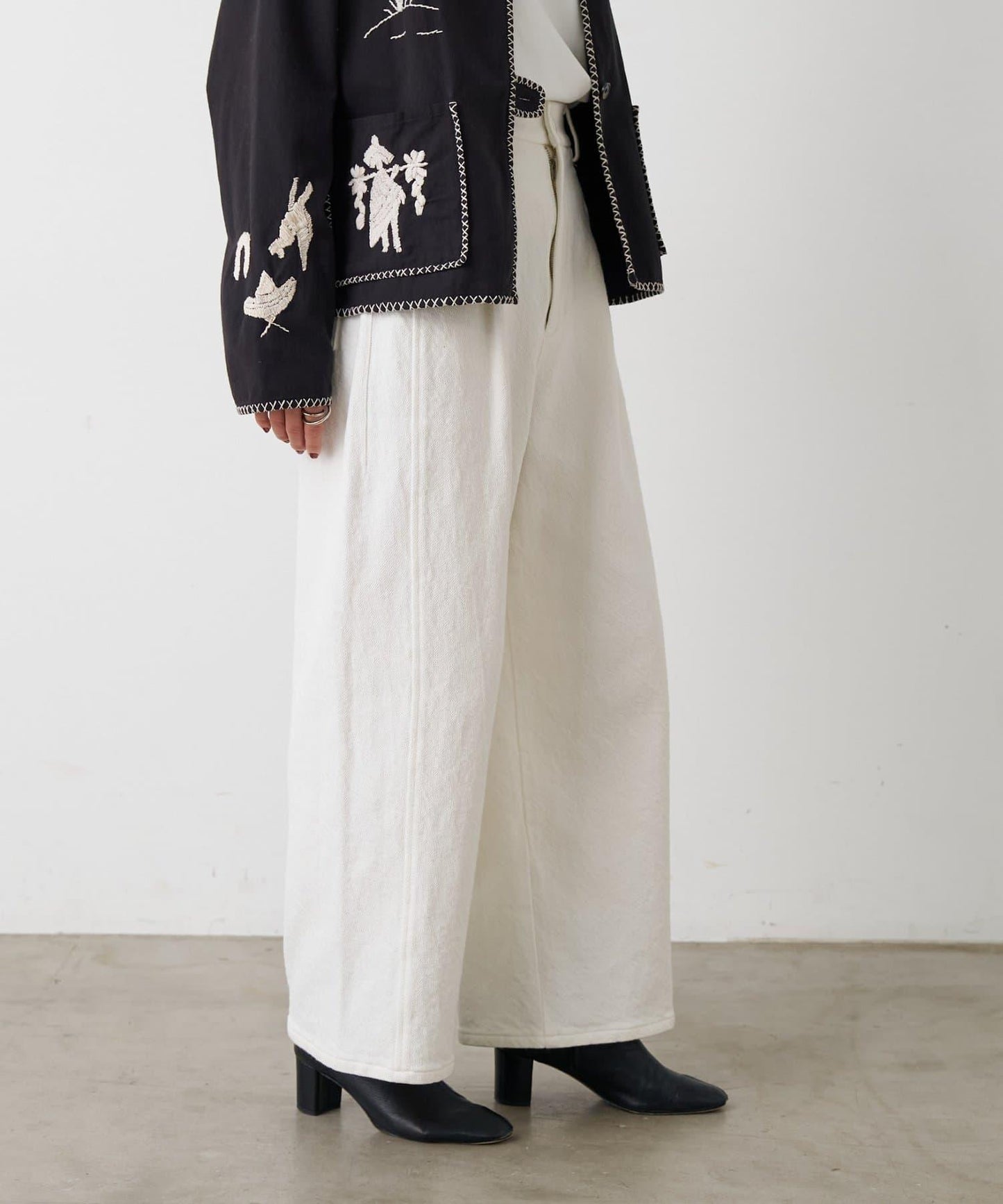 寬鬆牛仔斜紋棉布褲