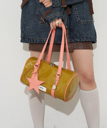 【GRAIN/グレイン】帶星形掛飾漆皮圓筒波士頓包