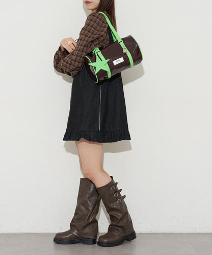 【GRAIN/グレイン】帶星形掛飾漆皮圓筒波士頓包