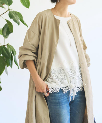 紙箱布拼接蕾絲下襬套頭衫