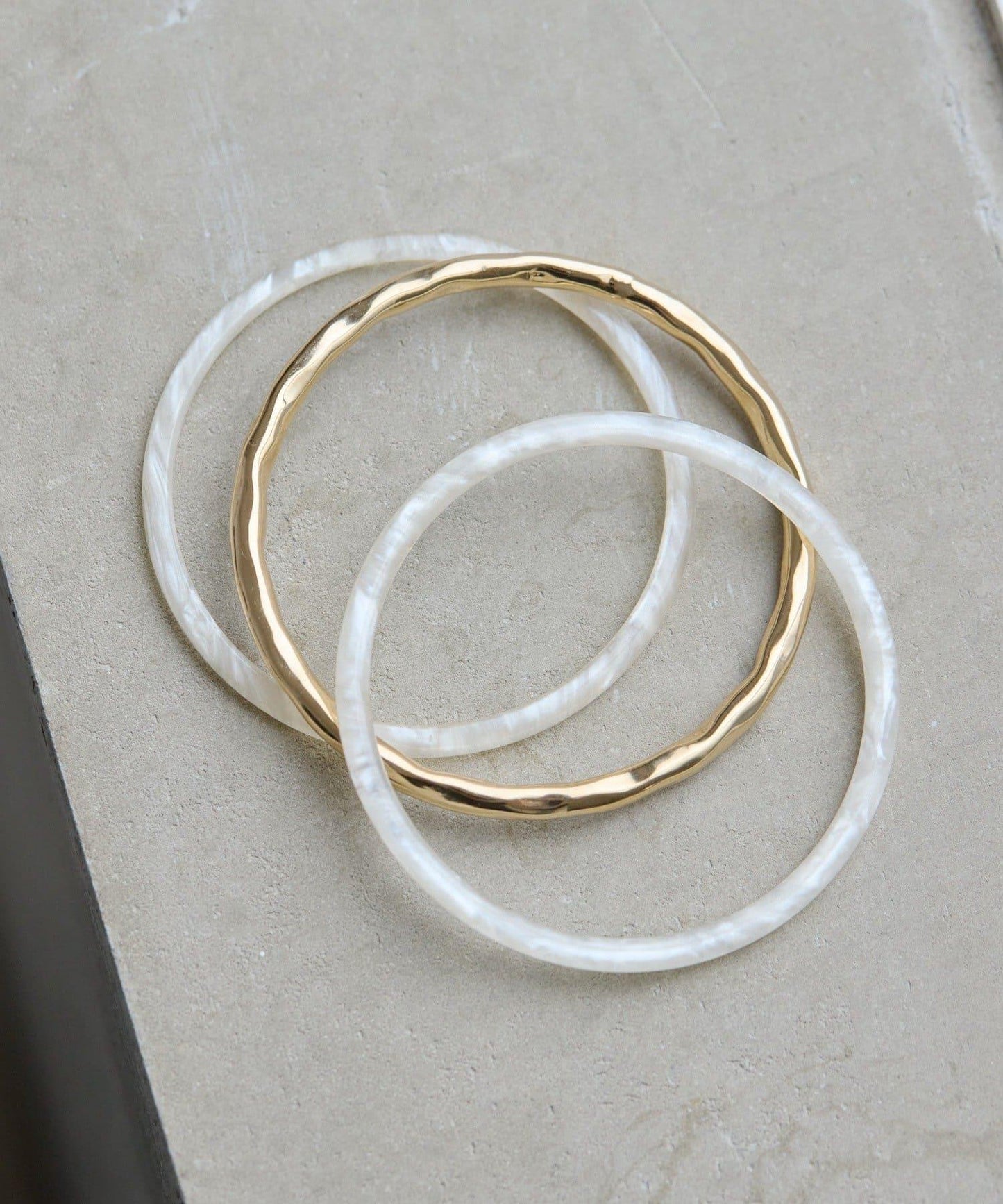 微妙色系三連手鐲