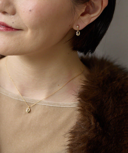 《チタンポスト》三顆珍珠耳環