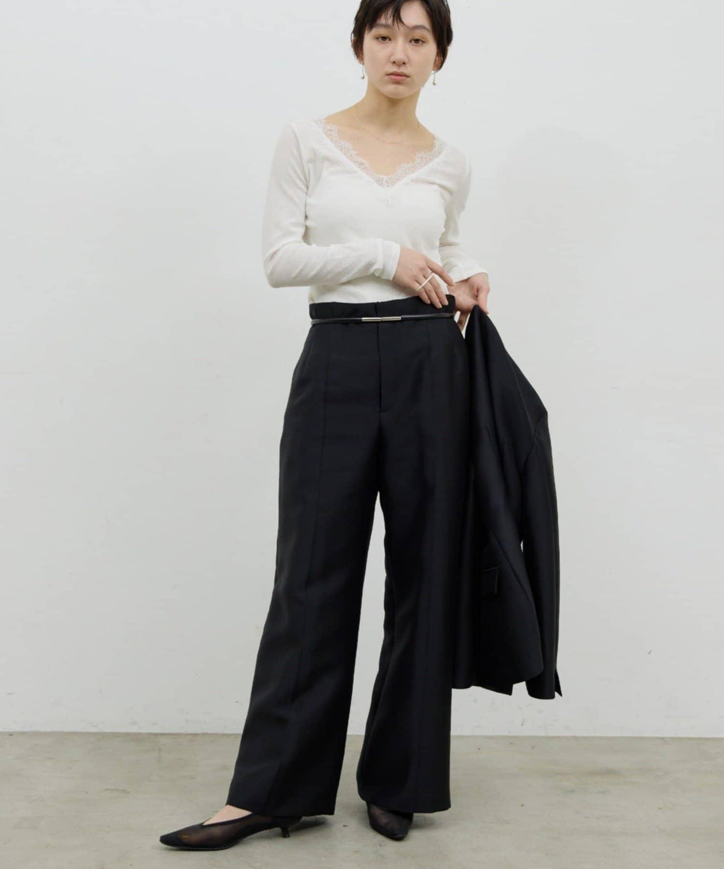 V字蕾絲長袖T恤