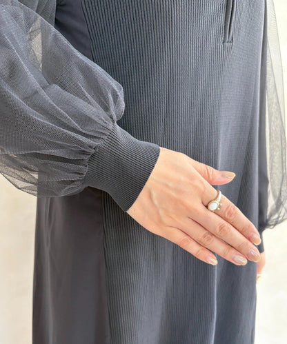 袖部網紗半拉鍊連衣裙