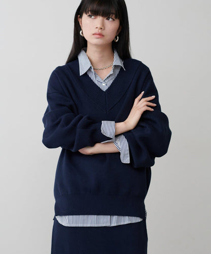 衛衣風V領針織套頭衫