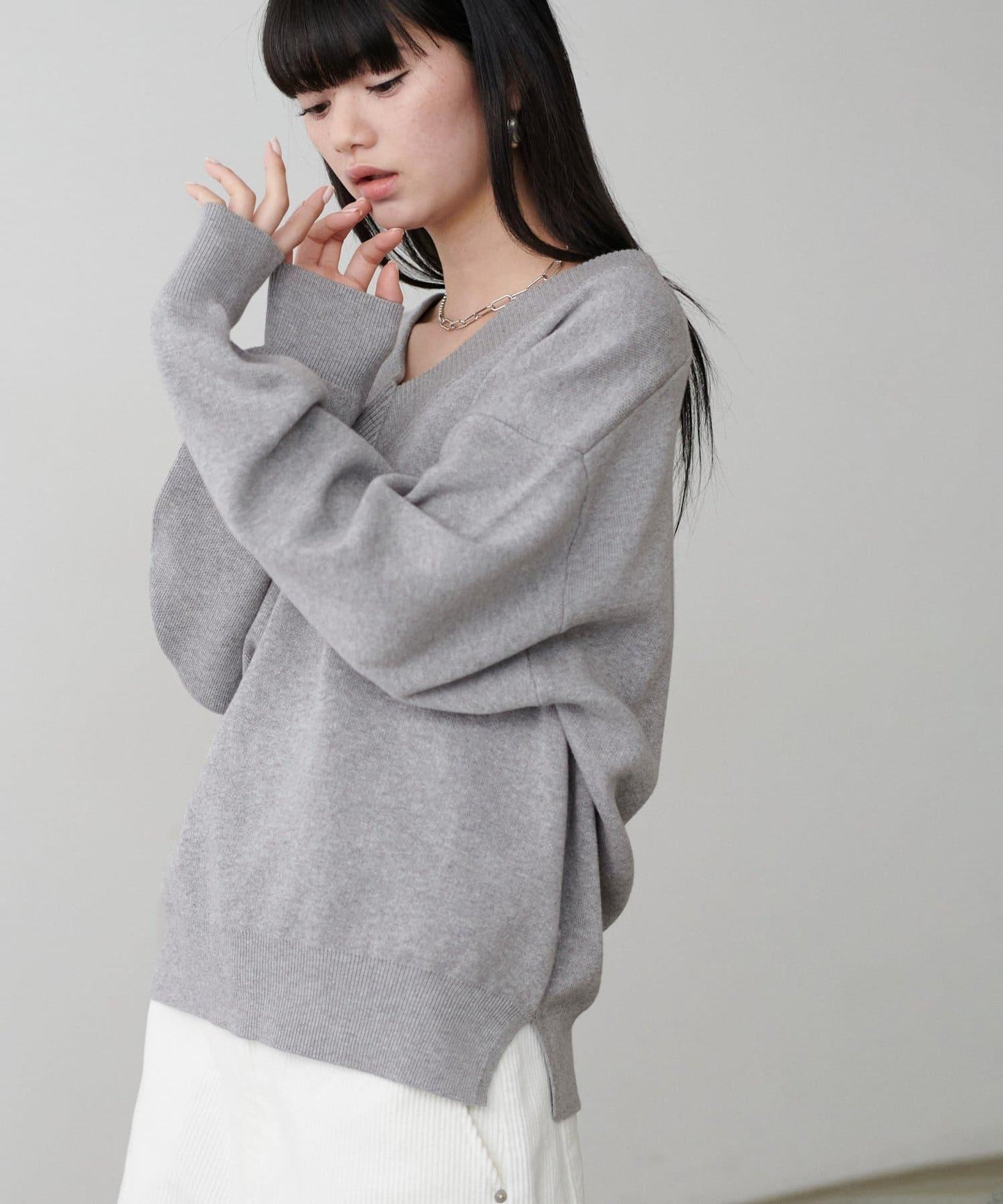 衛衣風V領針織套頭衫