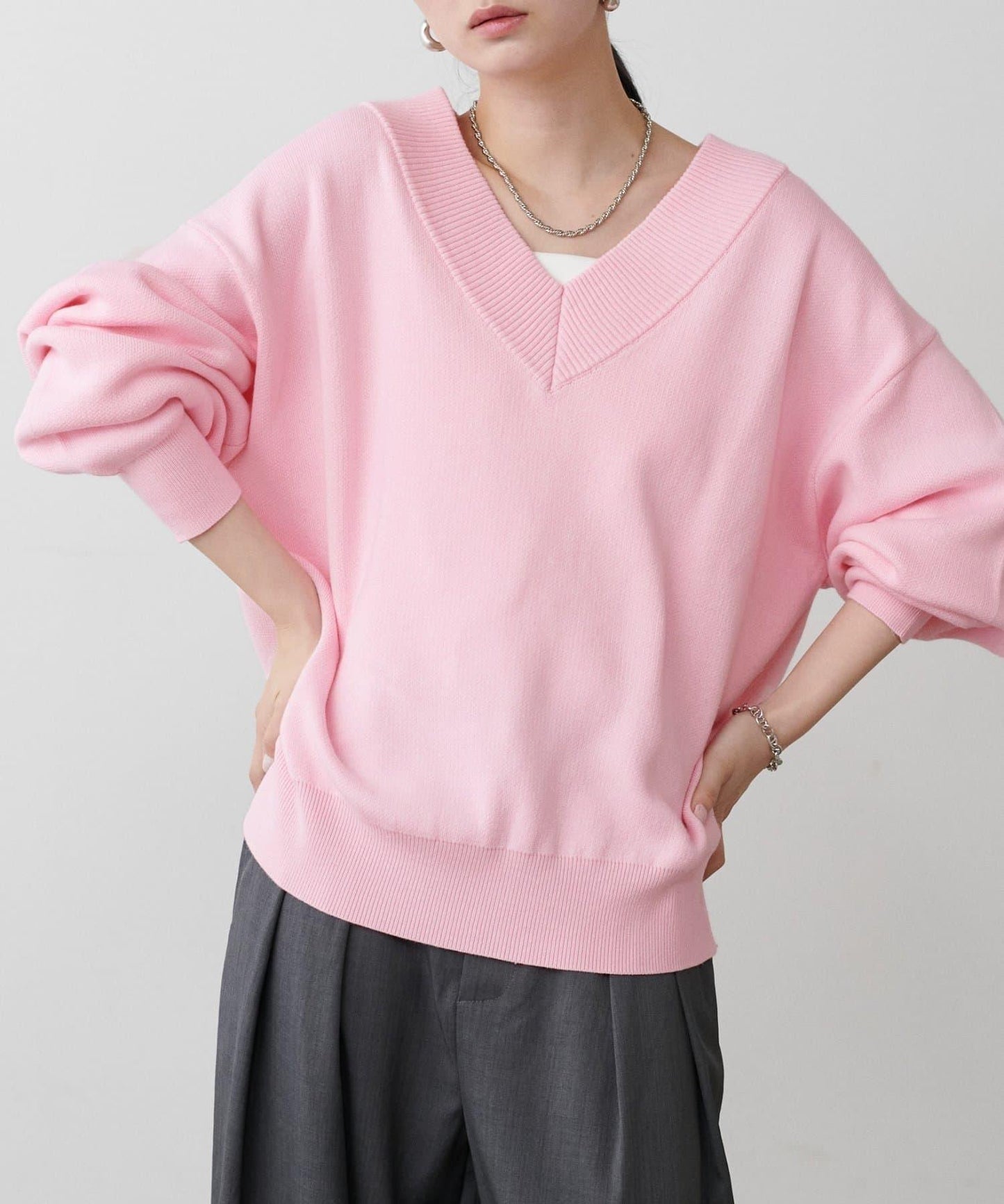 衛衣風V領針織套頭衫