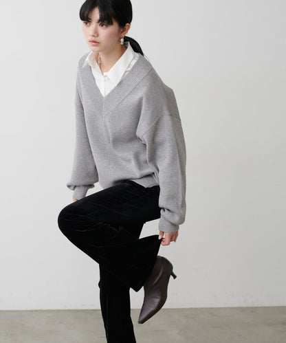 衛衣風V領針織套頭衫