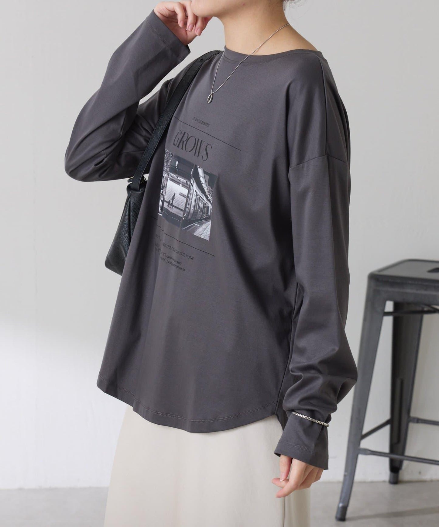 【大人長袖T恤】黑白照片印花長袖T恤