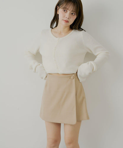 【Chico】前裹設計迷你裙褲