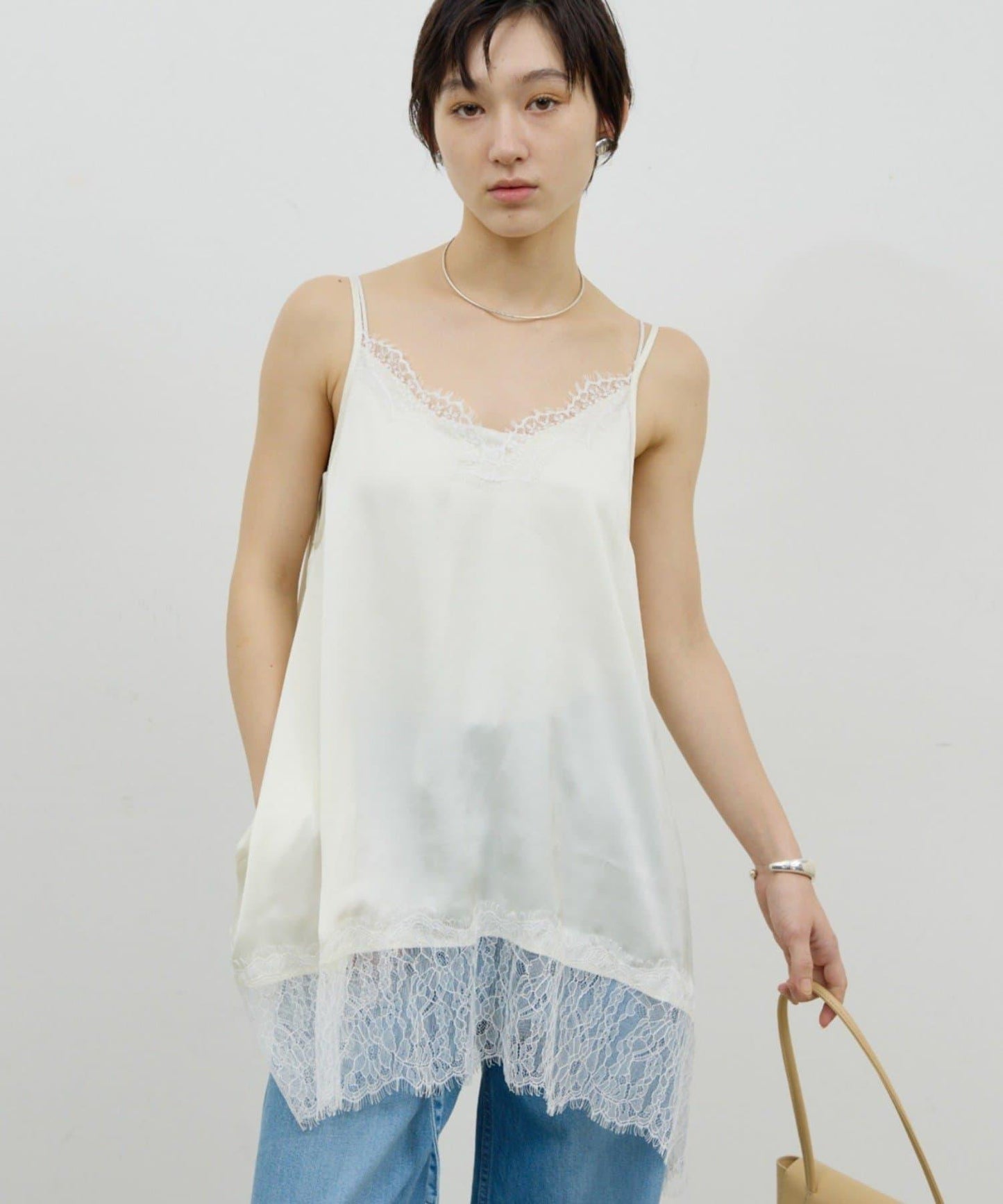 蕾絲吊帶長款上衣