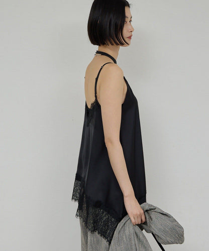 蕾絲吊帶長款上衣