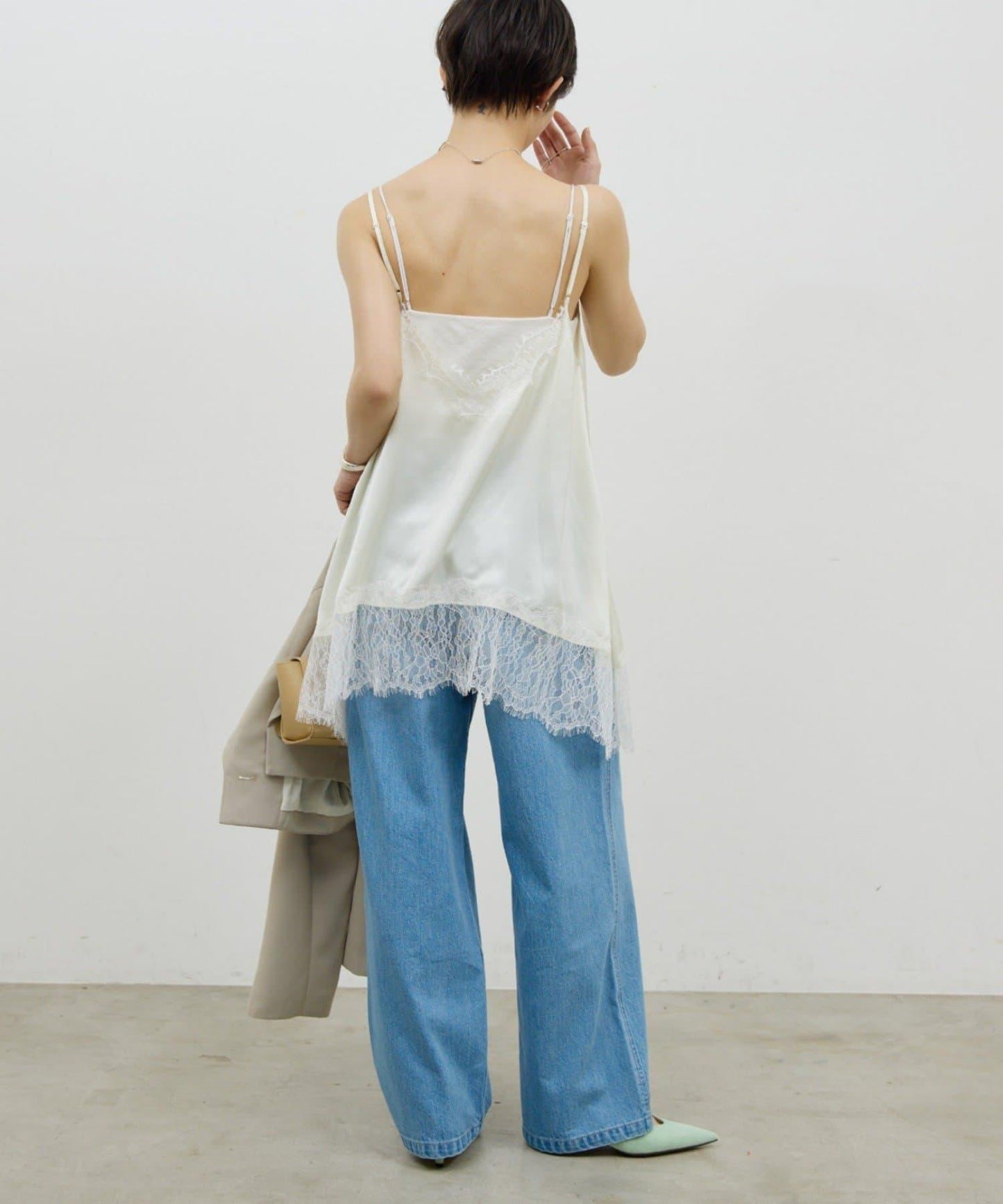 蕾絲吊帶長款上衣