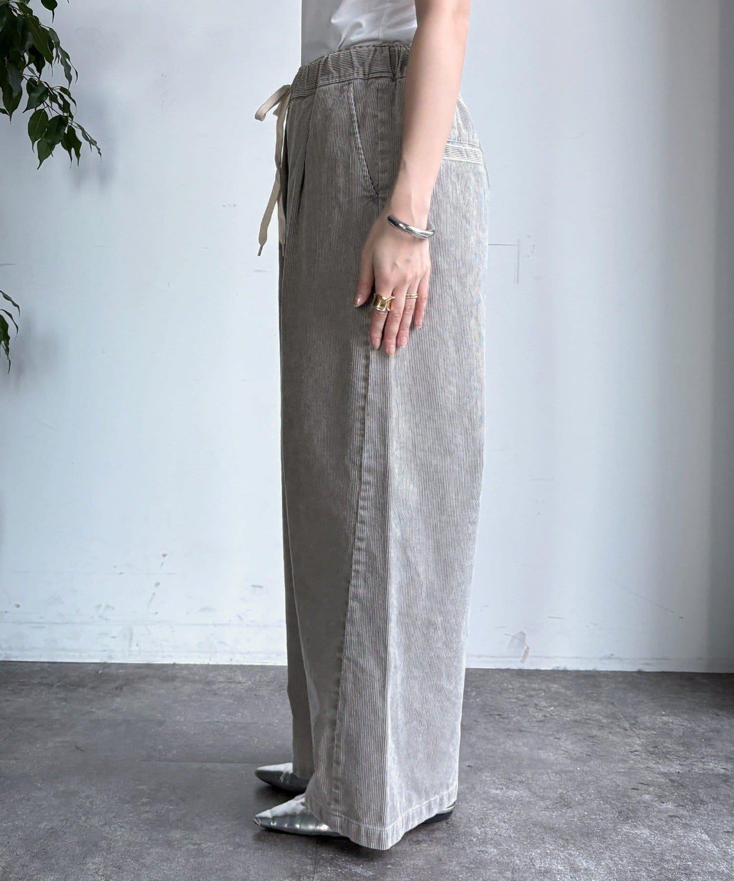 燈芯絨寬鬆休閒褲