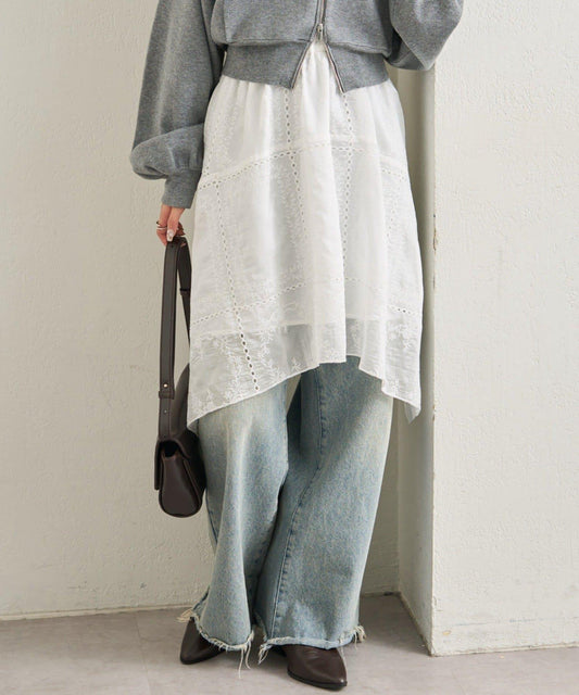 刺繡下襬半身裙