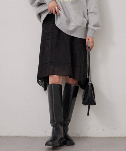 刺繡下襬半身裙