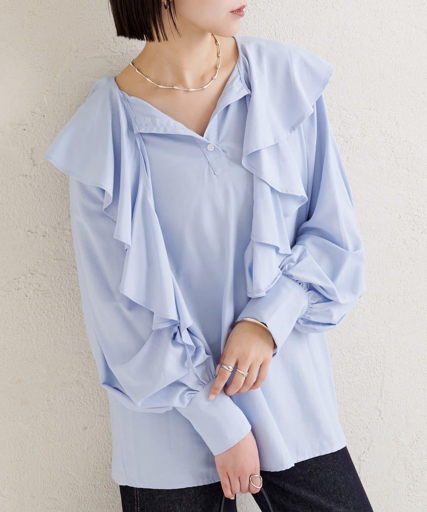荷葉邊領口襯衫