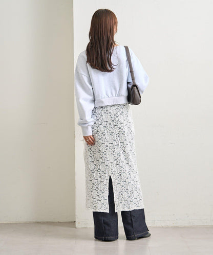 點綴刺繡短款衛衣