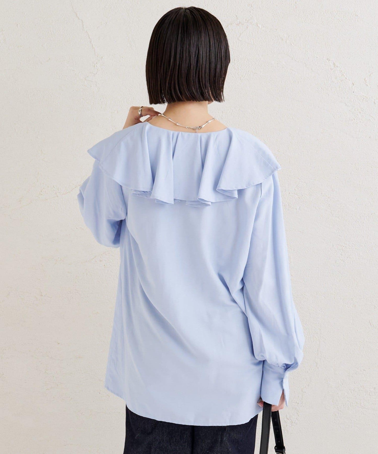 荷葉邊領口襯衫