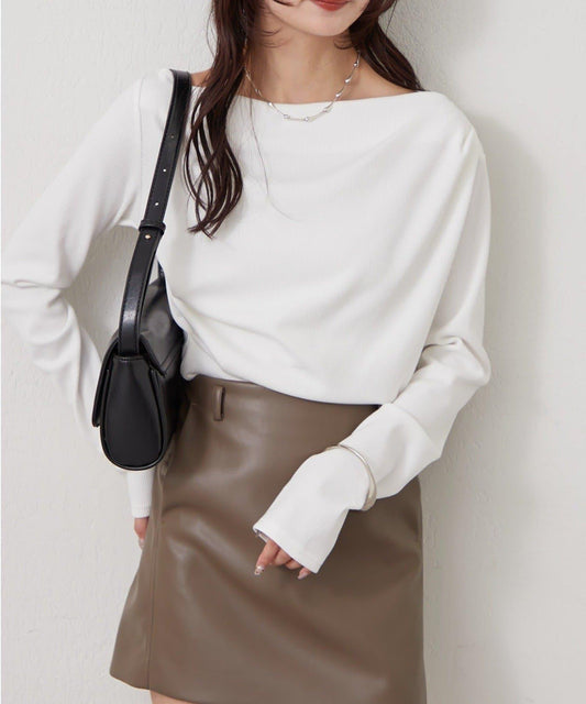 帶吊墜一字肩羅紋長袖T恤