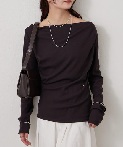 帶吊墜一字肩羅紋長袖T恤