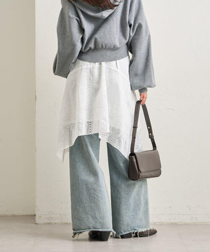 刺繡下襬半身裙