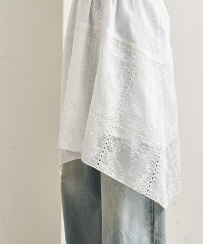 刺繡下襬半身裙